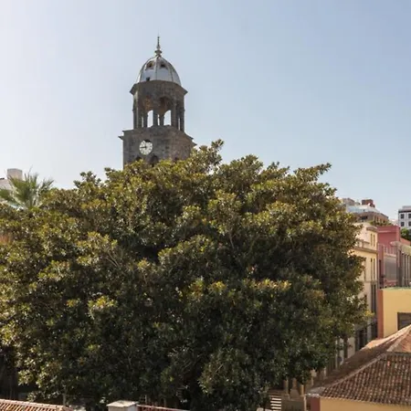 La Alameda *